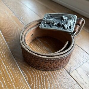 Pathfinder Mens Brown Leather Wildlife Belt 38 Hand Painted Deer Buck Buckle USA